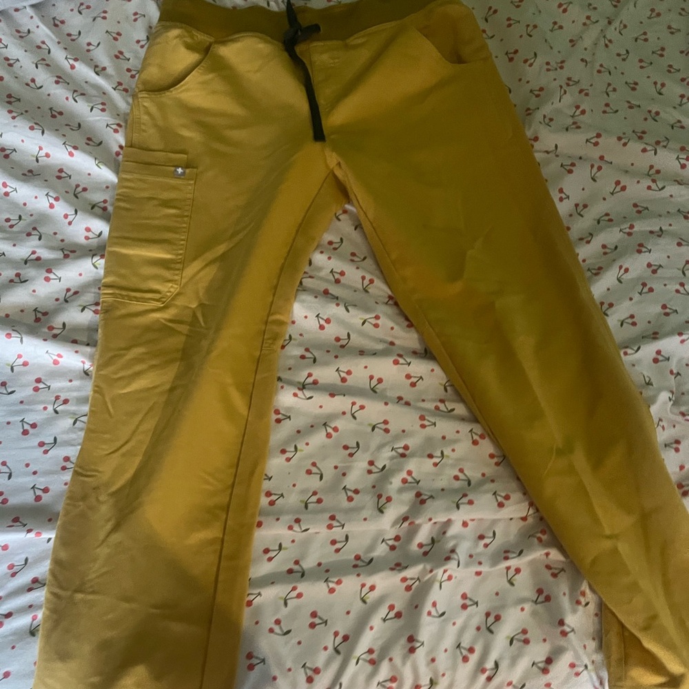 Figs Light Gold Kade Cargo Scrub Pants